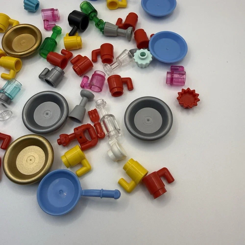 LEGO 50 Piece Kitchen Accessories Lot - Plates, Cups, Pans, Silverwear 002 - Picture 6 of 6